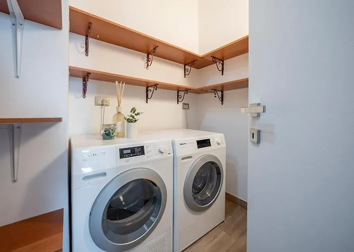 Via Indipendenza - Attico Di Lusso Con Piscina