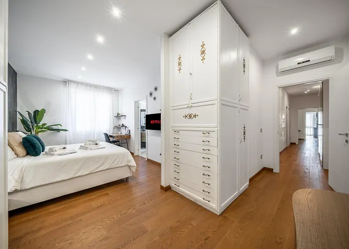 아파트 Via Indipendenza - Attico Di Lusso Con Piscina 볼로냐