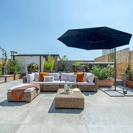 Via Indipendenza - Attico Di Lusso Con Piscina *