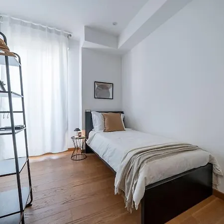 Via Indipendenza - Attico Di Lusso Con Piscina アパート