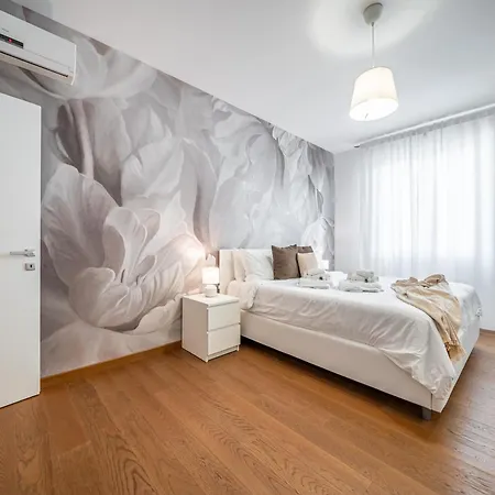 アパート Via Indipendenza - Attico Di Lusso Con Piscina *