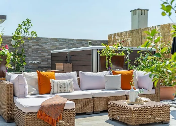 Via Indipendenza - Attico Di Lusso Con Piscina بولونيا