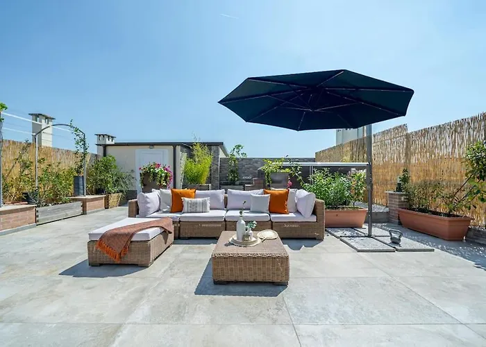 Via Indipendenza - Attico Di Lusso Con Piscina *