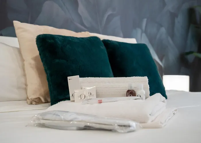 Via Indipendenza - Attico Di Lusso Con Piscina شقة *