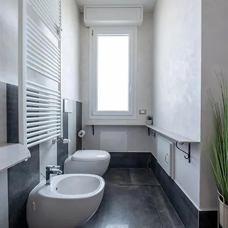 Via Indipendenza - Attico Di Lusso Con Piscina * Болонья