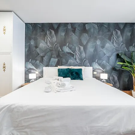 Via Indipendenza - Attico Di Lusso Con Piscina Apartmán *