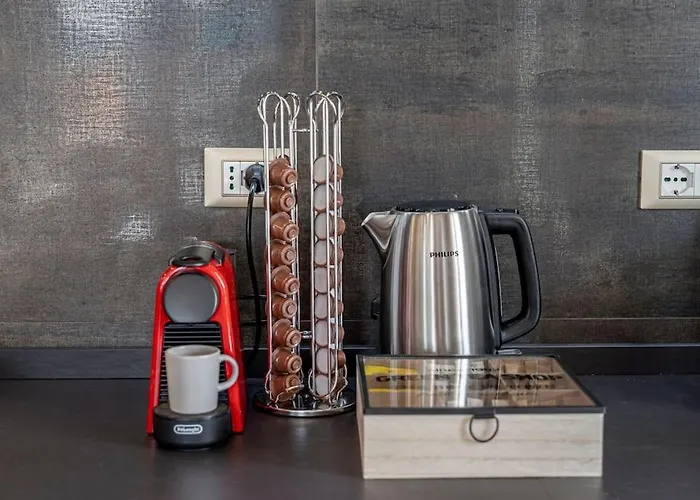 Via Indipendenza - Attico Di Lusso Con Piscina Lägenhet Bologna