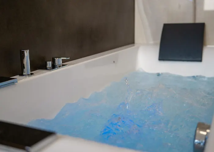 Via Indipendenza - Attico Di Lusso Con Piscina Lägenhet